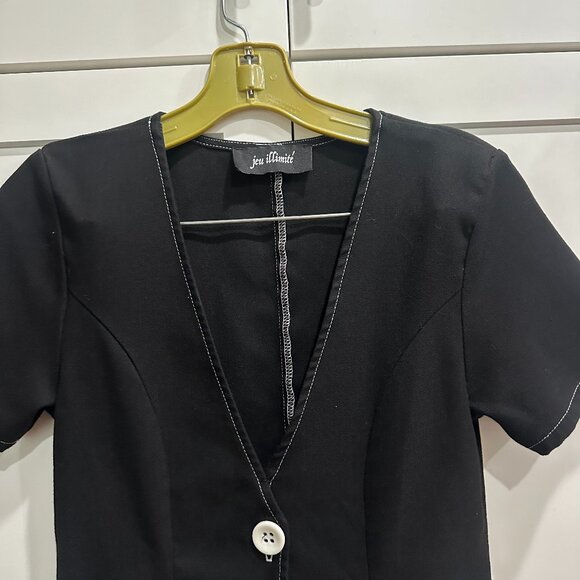 jeu illimite womens Black Dress with large ivory buttons - Picture 2 of 8